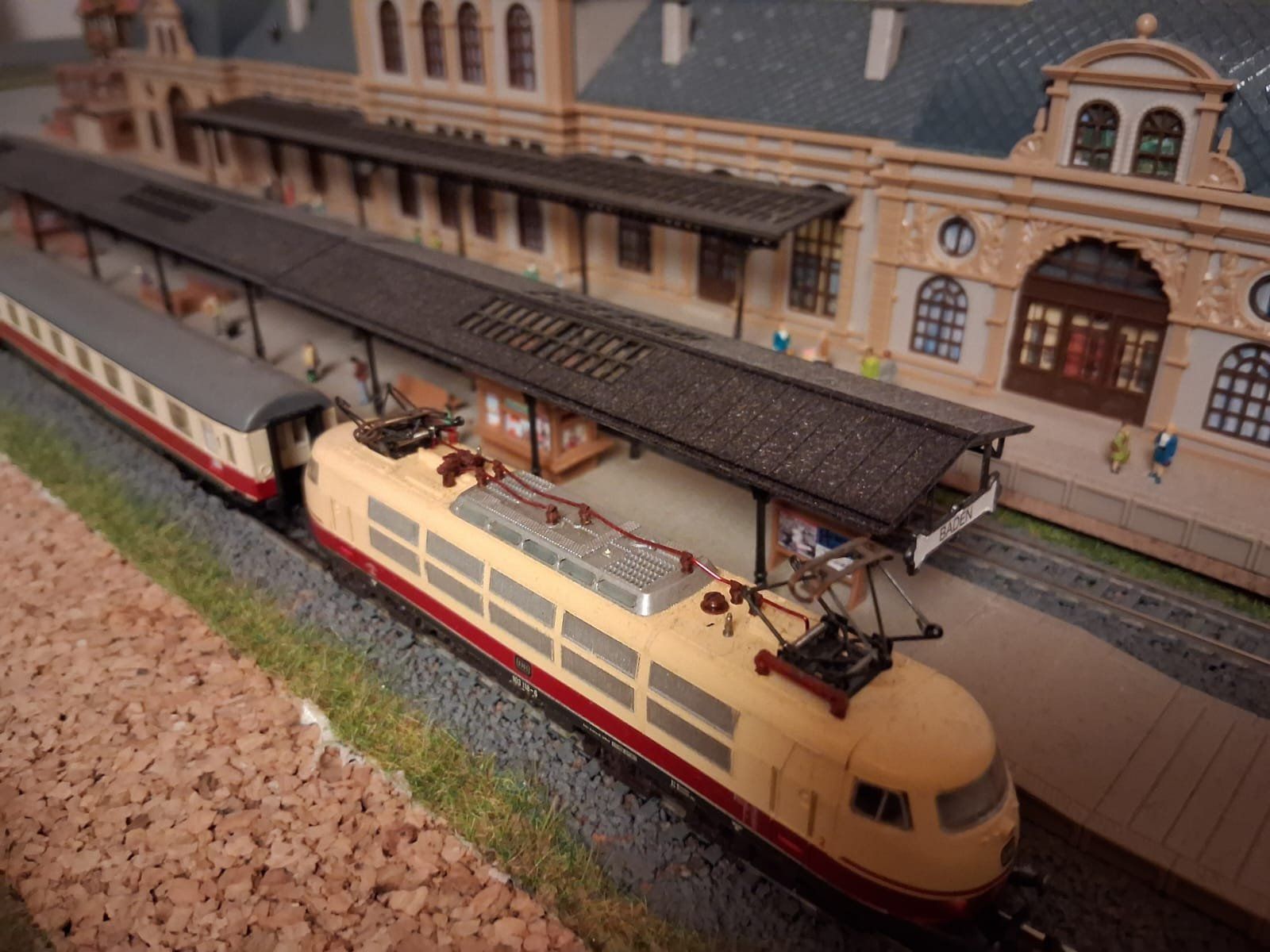 Modellini di ferrovie: Spur N-Anlage 167 cm x 92 cm – Usato da Aeschi SO venduto da git_l8rn 4