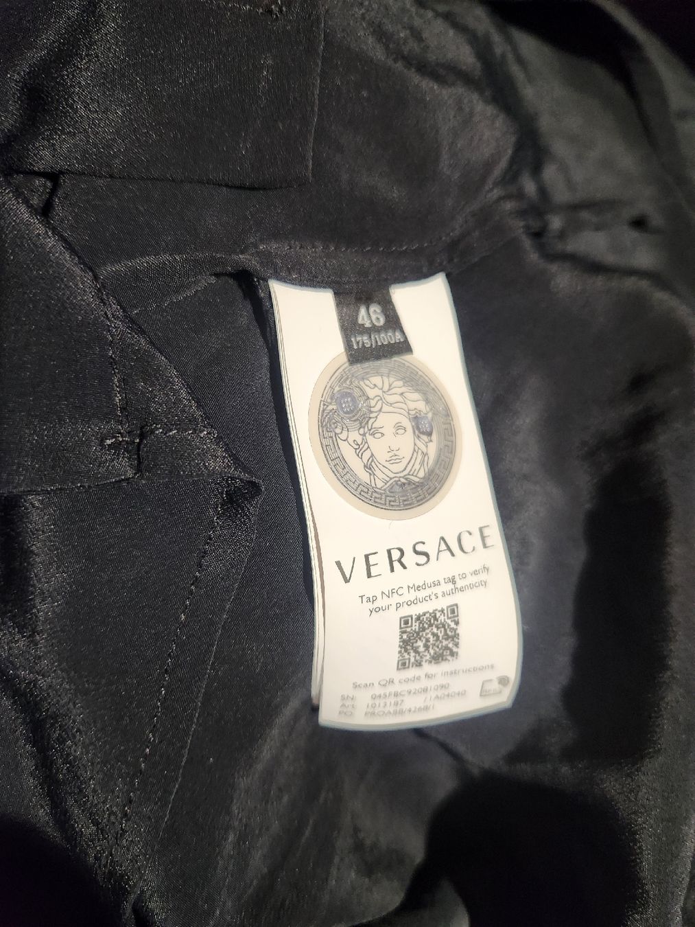 Versace Camicette: Chemisier Versace soie melangée 46, luxe, chic  – Usato da Niedergösgen venduto da Eva2410 4