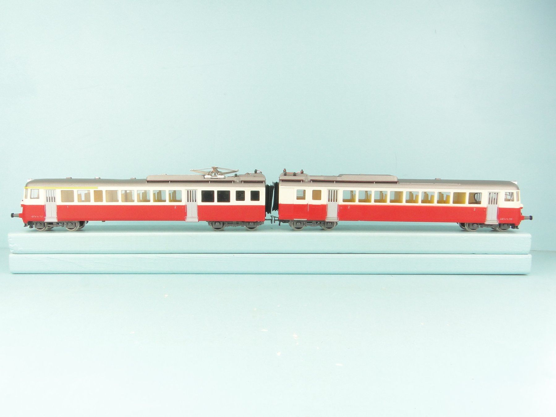 Kleinbahn Modelleisenbahnen: Kleinbahn H0 AB Fe 4/8 Doppel-Triebwagen – Gebraucht aus Bülach von cann11 8