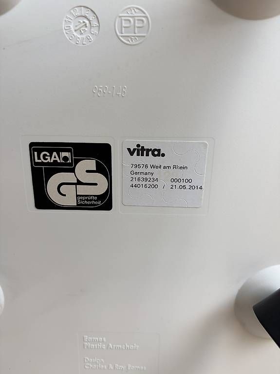 Sedie: 2 Vitra Designer Eames Arm Chair – Usato da Winterthur venduto da buc_7yxq 2
