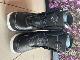 Snowboardschuhe