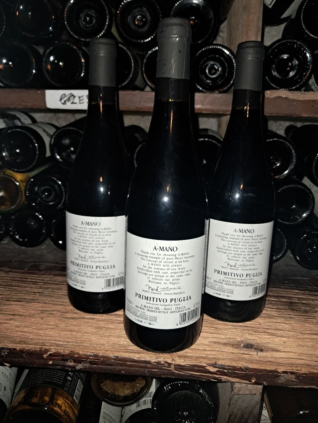 Vino: Lot de 3 A Mano Primitivo 2017 – Nuovo e nell'imballaggio originale da Le locle venduto da juliensaran 3