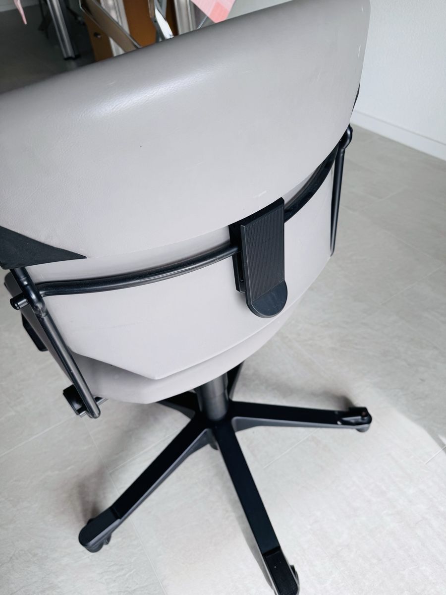 Giroflex Sedie: Chaise bureau toute réglable.  – Usato da Farvagny-le-Petit venduto da Ganor 1
