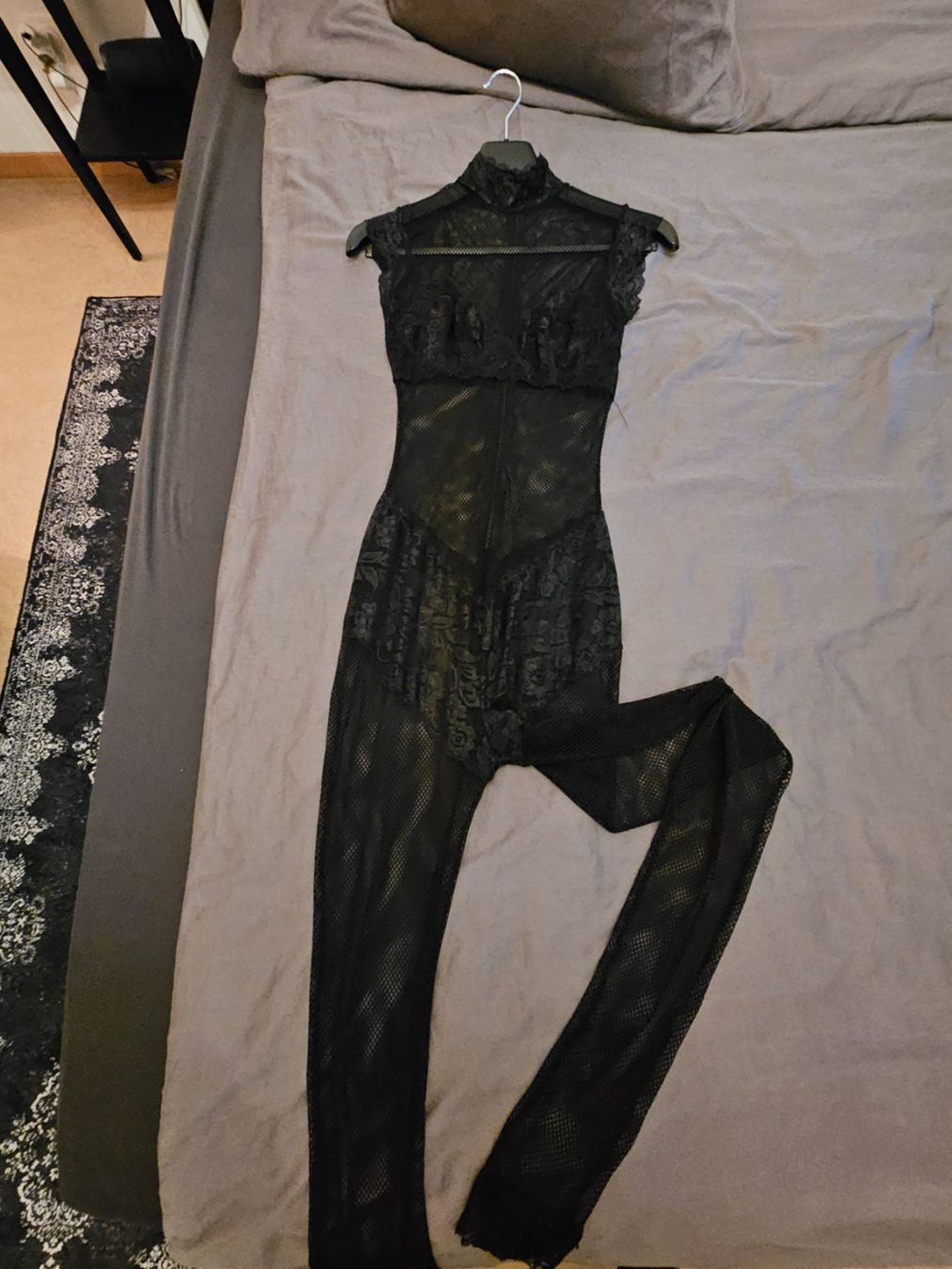 Tute: Schwarzer Spitzen-Jumpsuit, Grösse S, neuwertig! – Nuovo (secondo la descrizione) da Zürich venduto da SkullLady88 3