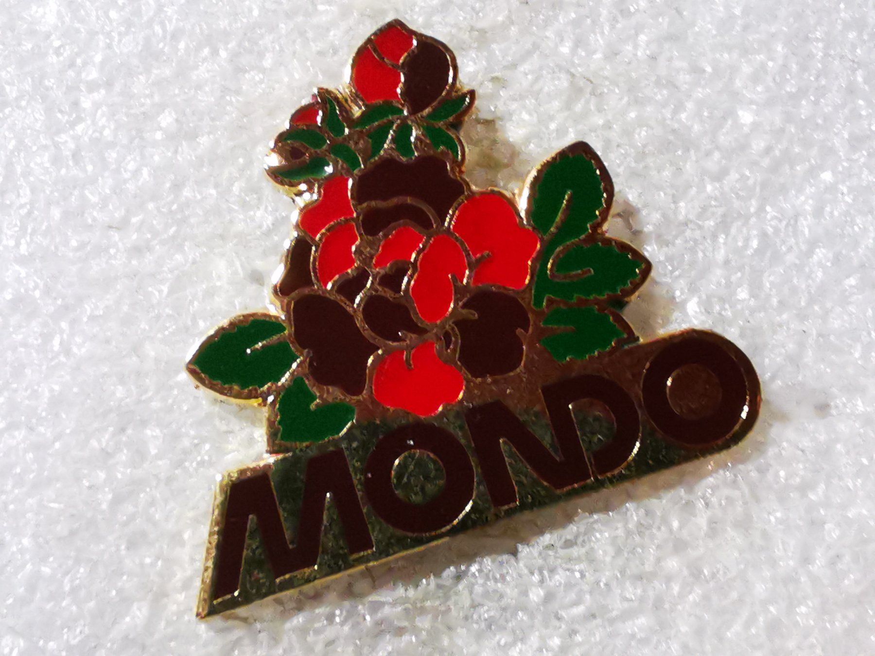 Placchette & Badge: Ansteckpin 94: Mondo – Usato da Oppligen venduto da Pin-Fall-Shop
