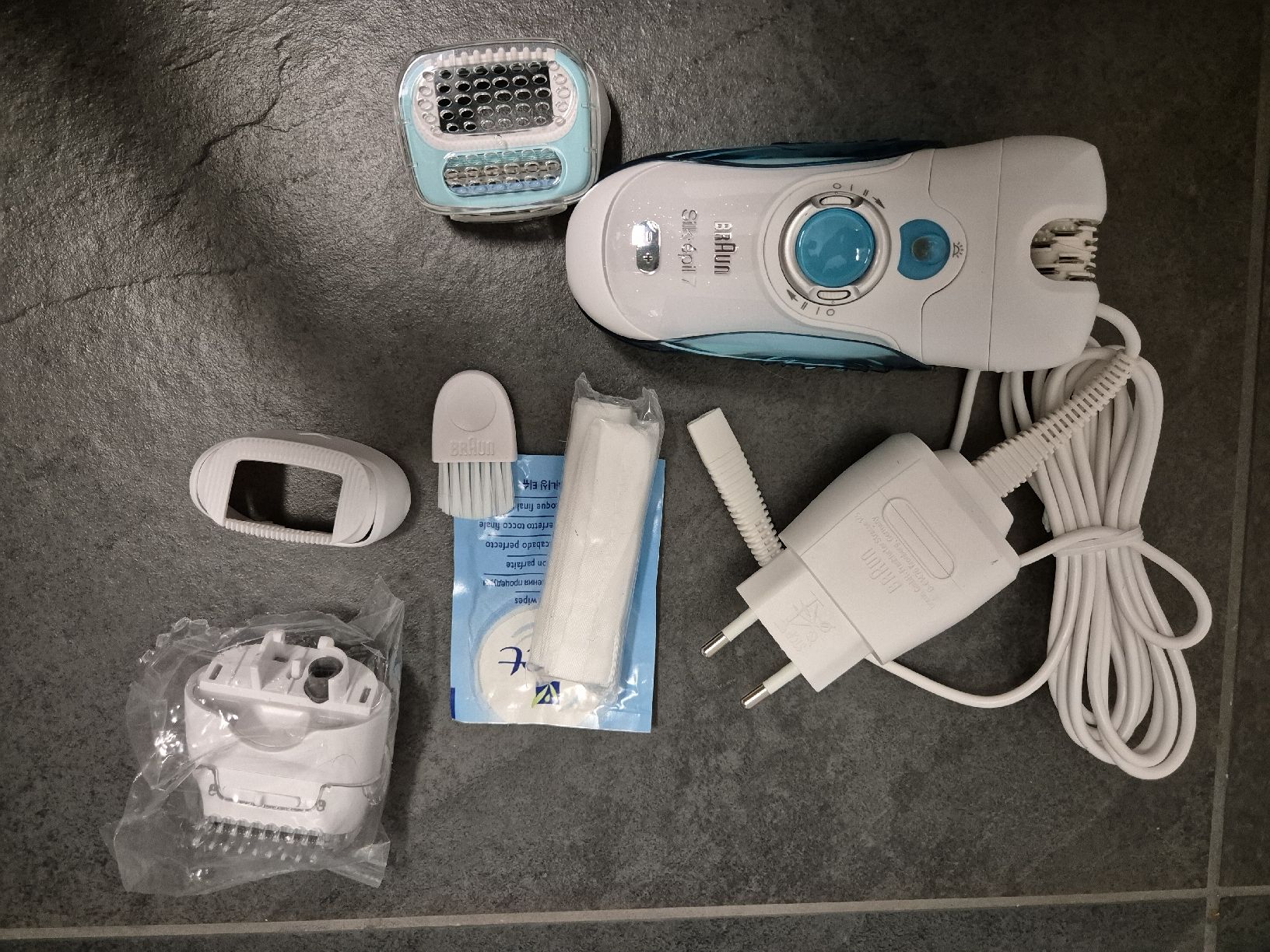 Braun Epiliergeräte: BRAUN Silk-épil 7 - Epilierer – Neu (gemäss Beschreibung) aus Herisau von kimkolb
