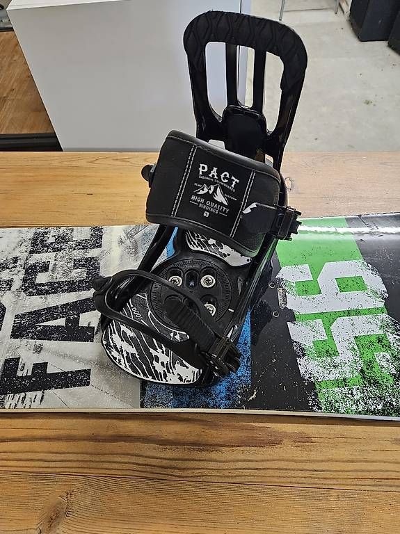 Salomon Board: Snowboard Salomon Surface 150 cm inkl. Bindung + Tasche – Usato da Buch b. Märwil venduto da bul_gzl2 4