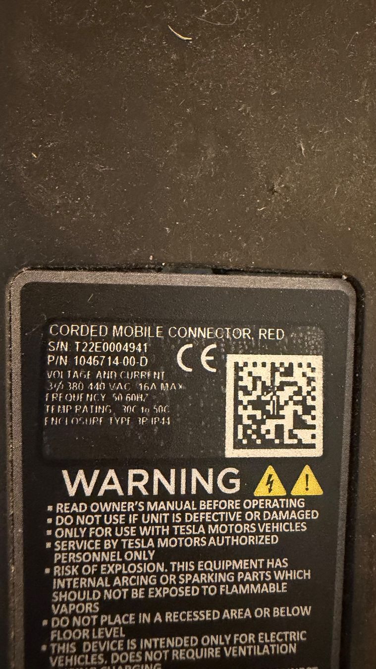 Tesla Batterie-Ladegeräte: Tesla Ladekabel 11kw – Gebraucht aus Niedergösgen von stoja82 4
