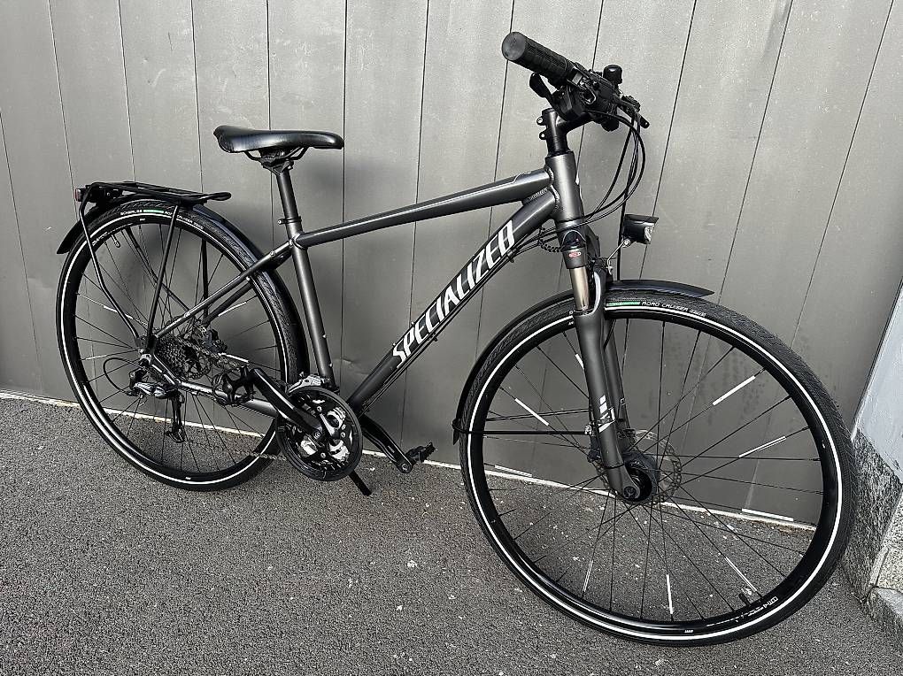 Biciclette: Bicicletta Crosscover Specialized 28  – Usato da Quartino venduto da DiloUsato