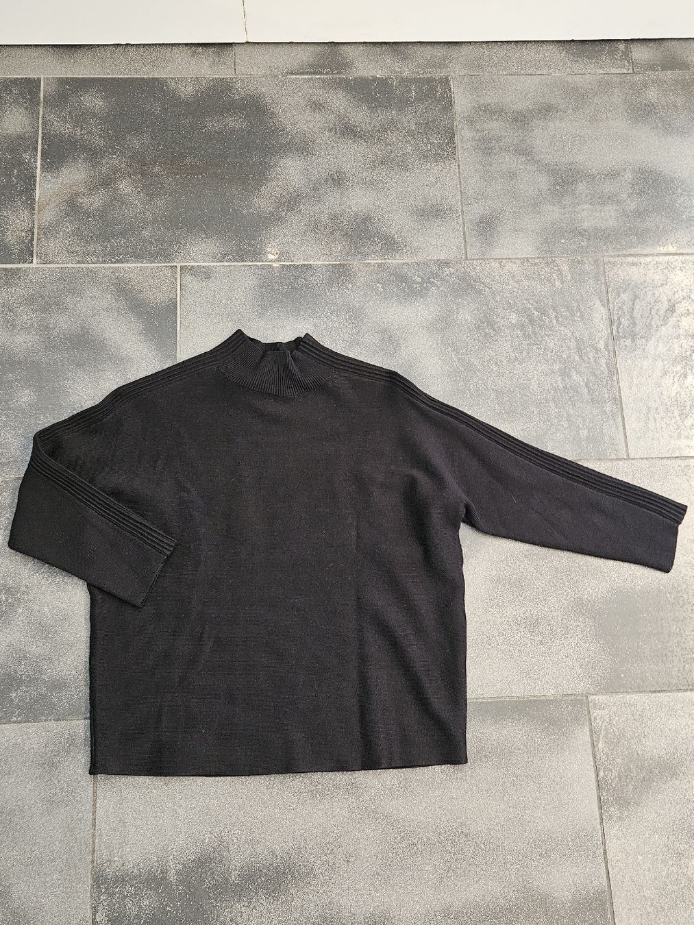 Comma Pullover & Sweatshirts: Damen Strickpullover Comma Grösse 34 schwarz  – Neu (gemäss Beschreibung) aus Anwil von nomolnoi