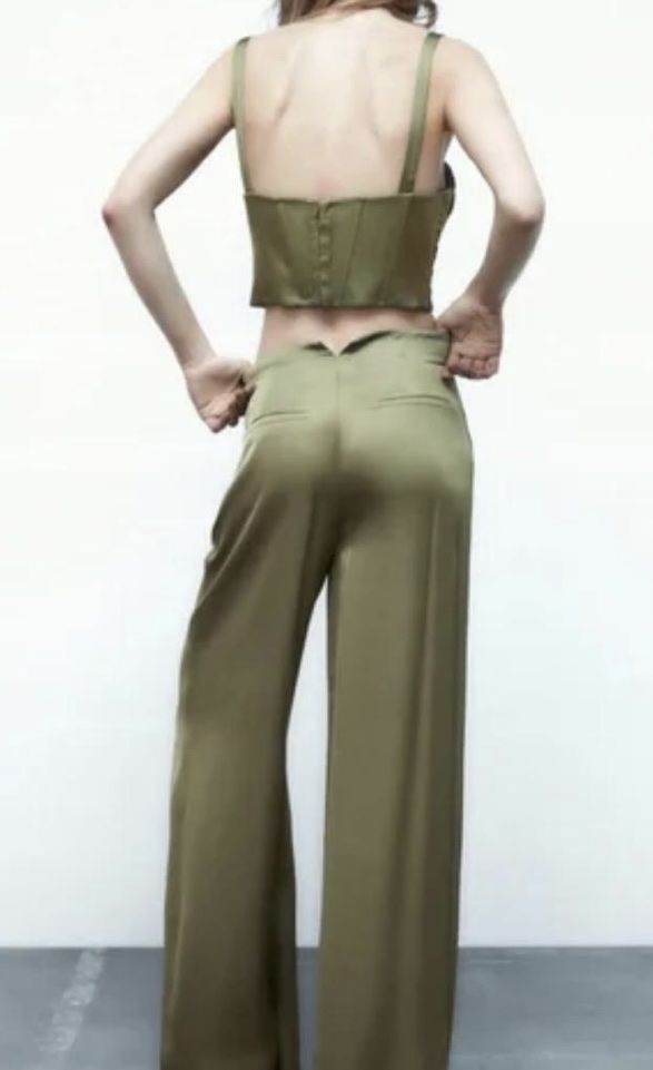 Zara Completi & Tailleur: Zara Oliv Set – Nuovo (secondo la descrizione) da Vaduz venduto da GiuliaSu 6