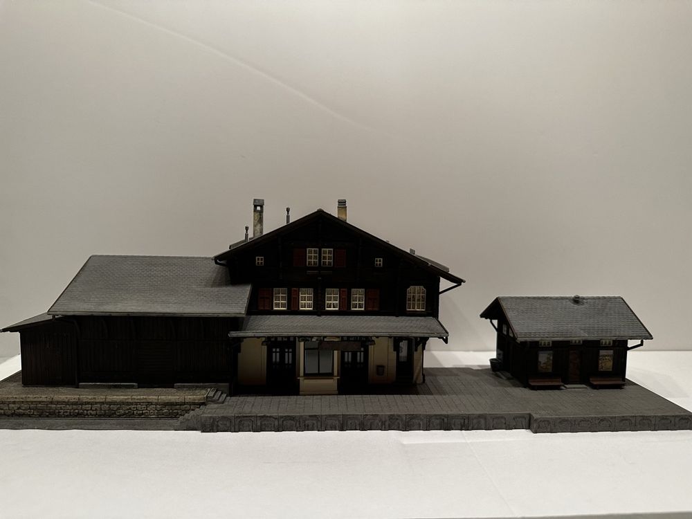 Busch Verwitterte Kapelle H0 - Detailliertes Modellbau-Set 1:87