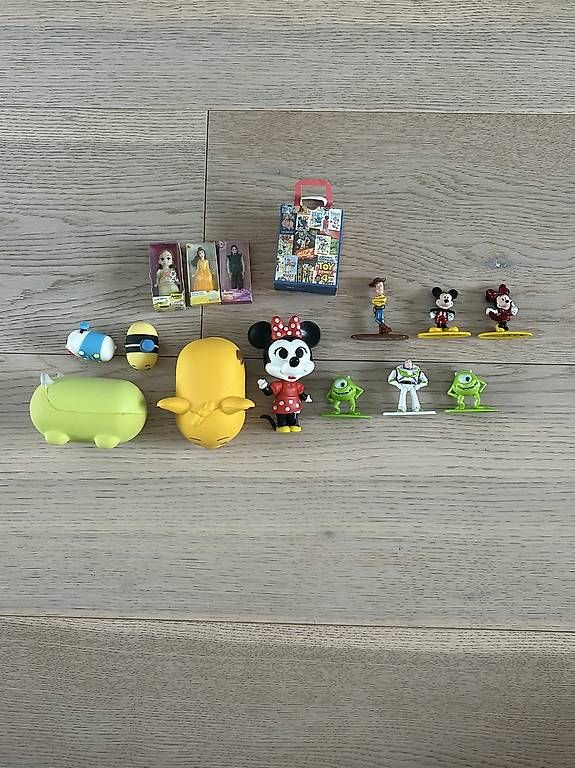 Giocattoli: Box Disney – Usato da Gentilino venduto da ver_n6bc