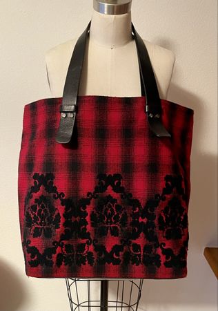 Esprit Shopper, Karo rot-schwarz mit gewebtem Blumenmuster