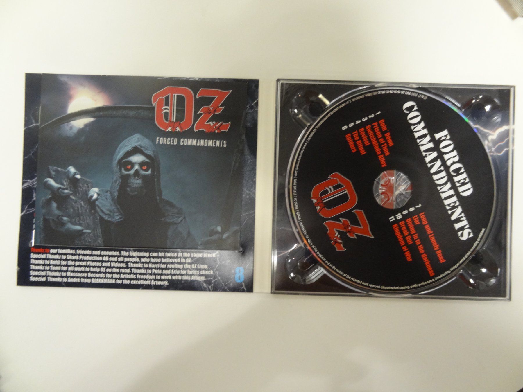 CDs: OZ - Forced Commandments CD – D'occasion à luzern par musicandart 2