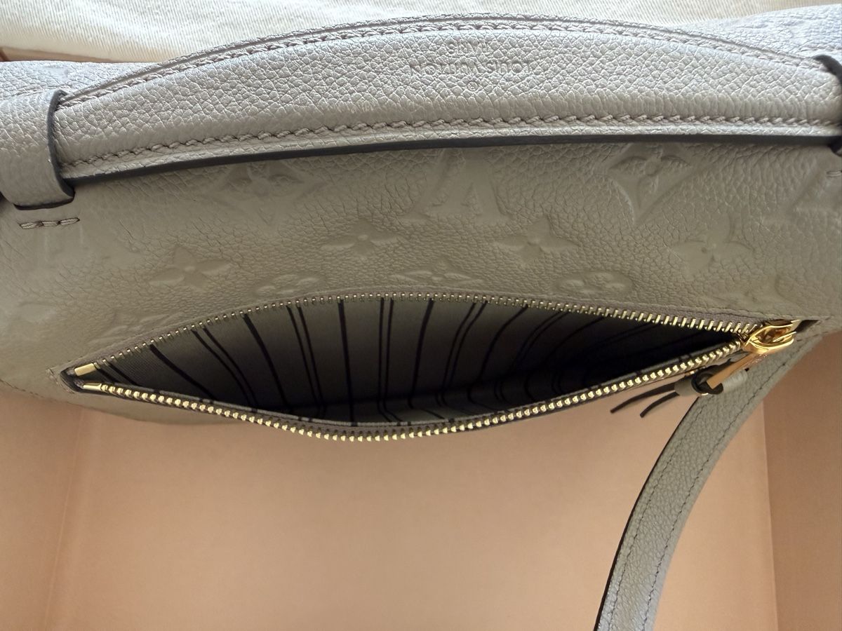 Louis Vuitton Sacs femmes: Louis Vuitton METIS Tourterelle mit Box – D'occasion à Zürich par S.N.K.R.Z 7