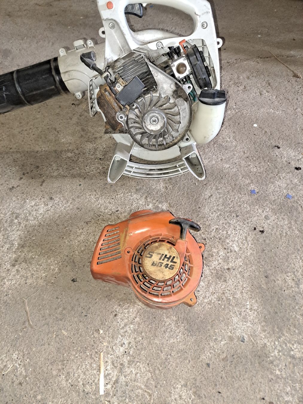 Stihl Laubbläser & Laubsauger: Stihl Laubbläser BG44 – Defekt aus Ricketwil (Winterthur) von Martin8406 1
