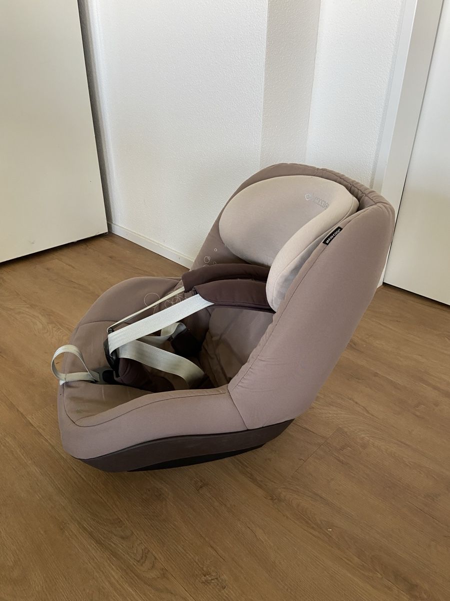 Maxi-Cosi Seggiolini per auto: Gebrauchter MaxiCosi Pearl mit FamilyFix Base – Usato da Luzern venduto da higa01 2
