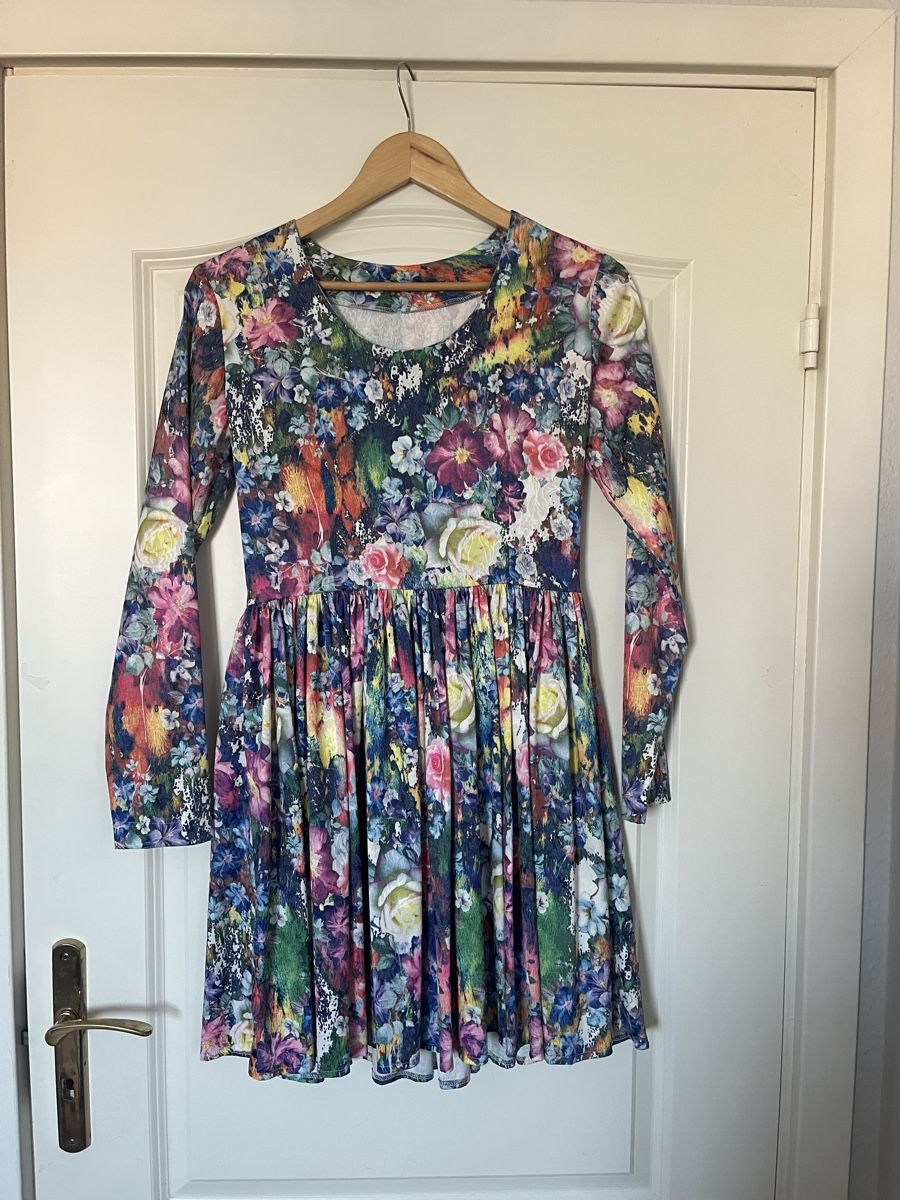 Vestiti: Blumenkleid mit langen Ärmeln, Designer-Piece, Grösse S – Usato da Zürich venduto da janasza 1