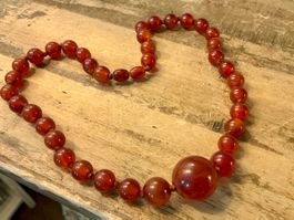 VINTAGE COLLIER BAKELIT, 50-ER, 28 GR