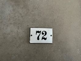 Altes Emailschild 72