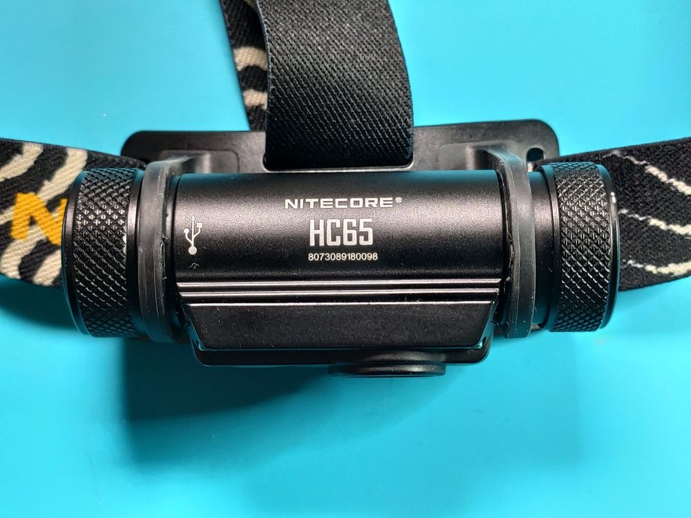 Nitecore HC65 Stirnlampe / Kopflampe