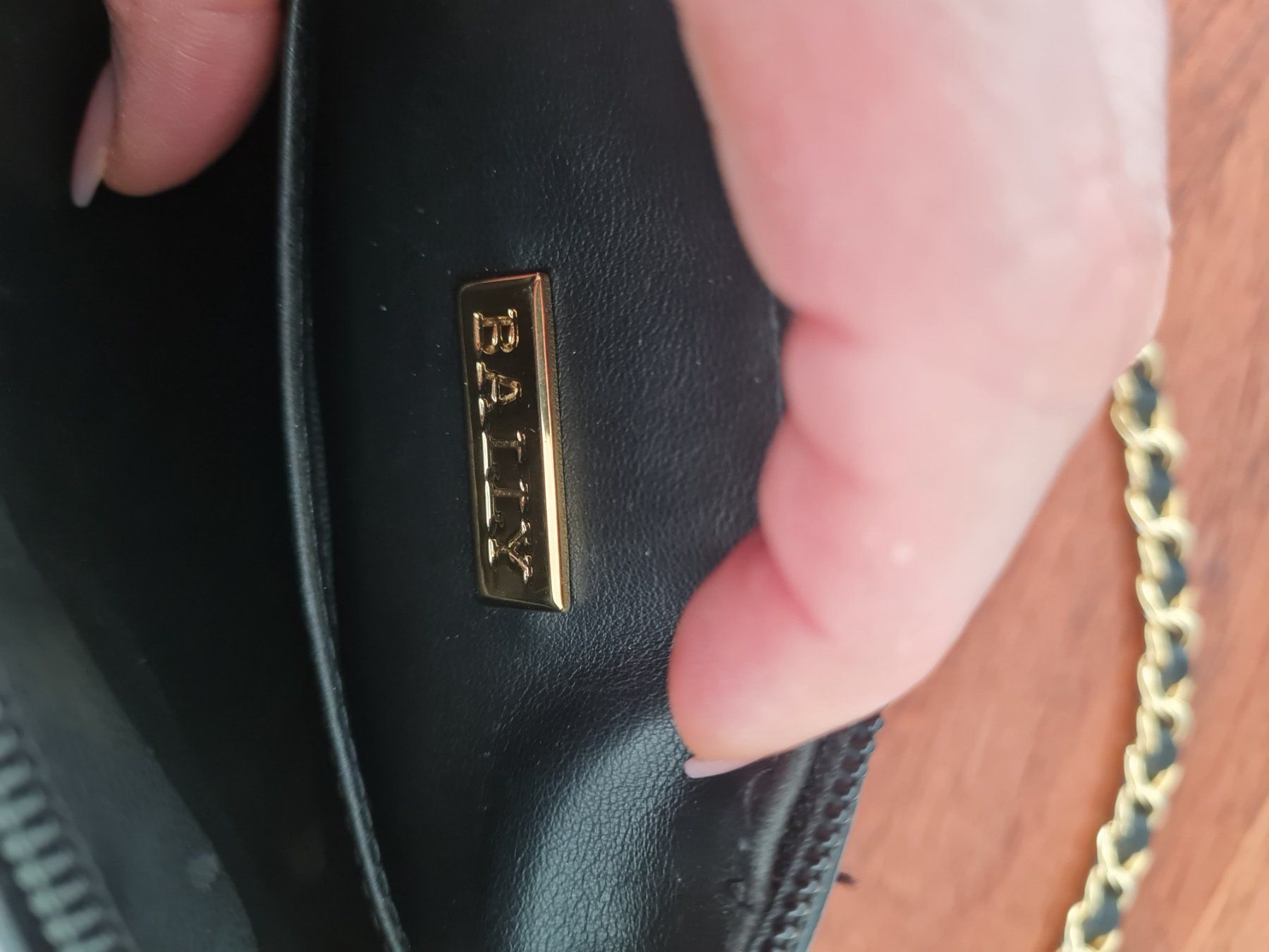 Bally Borse da donna: Kleine Umhängetasche Bally – Usato da Niedergösgen venduto da topol14 5