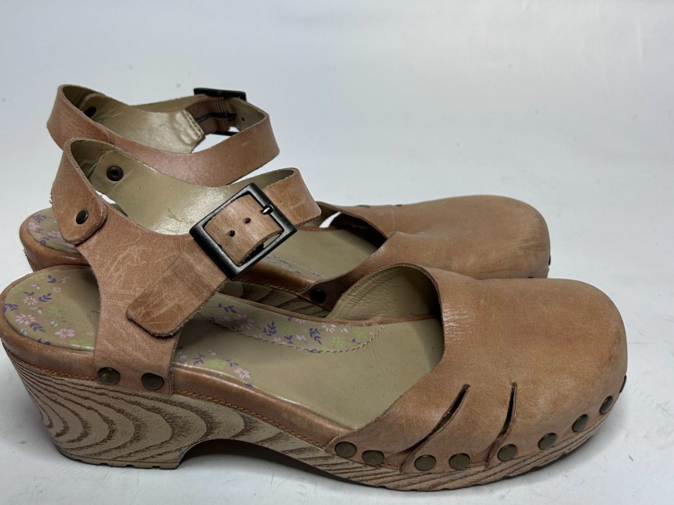 Clarks Damenschuhe: Clarks Clogs / Sandalen – Gebraucht aus St. Gallen von look-twice