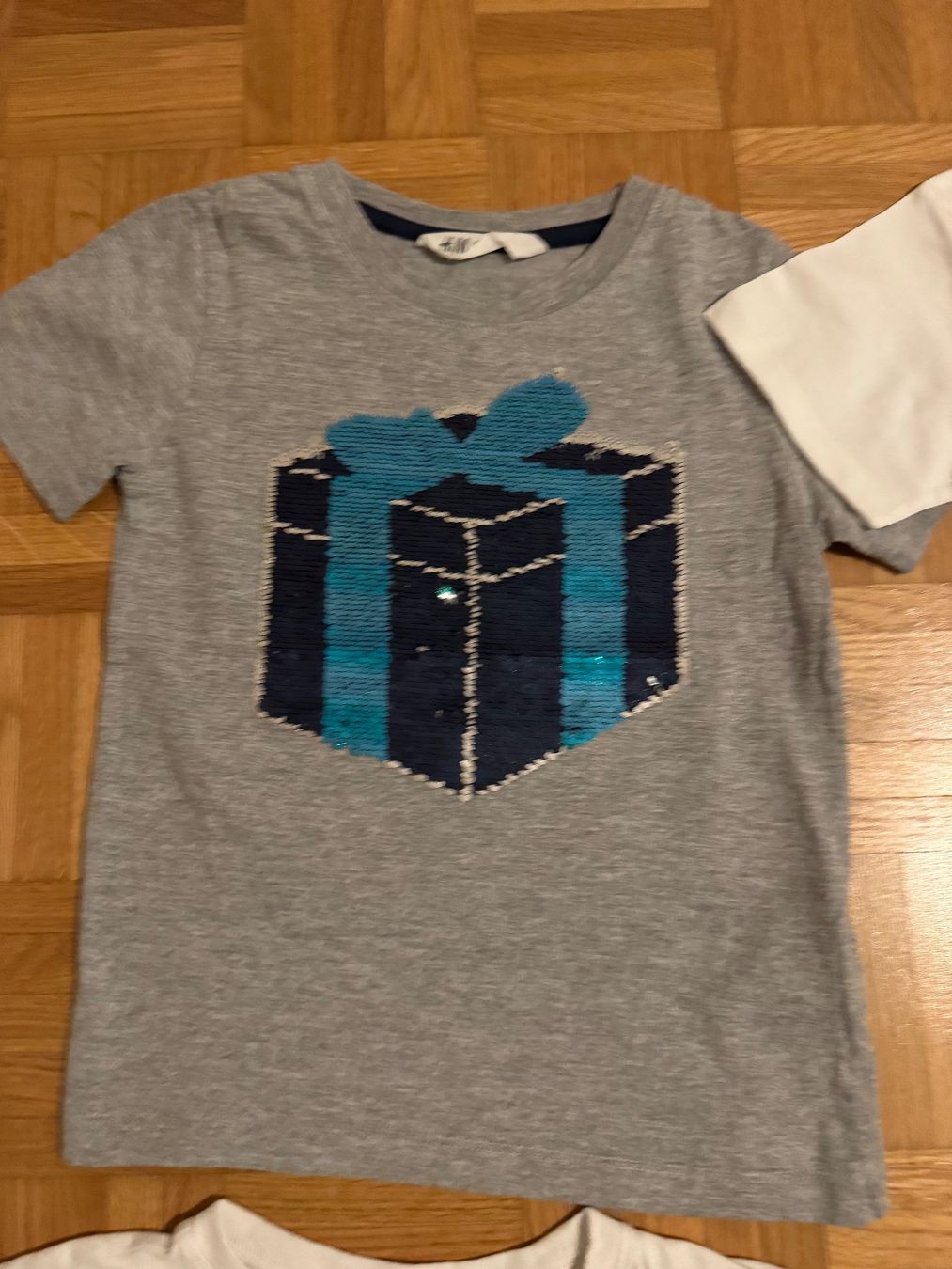 Camicie, T-shirt & Polo: Kinder T-Shirts Grösse 110/116 – Usato da Zürich venduto da zd_1965 1