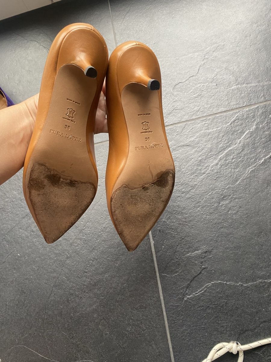 Damenschuhe: Point toe pumps 36 EU leather – Gebraucht aus Zug von kse_w9mn 4