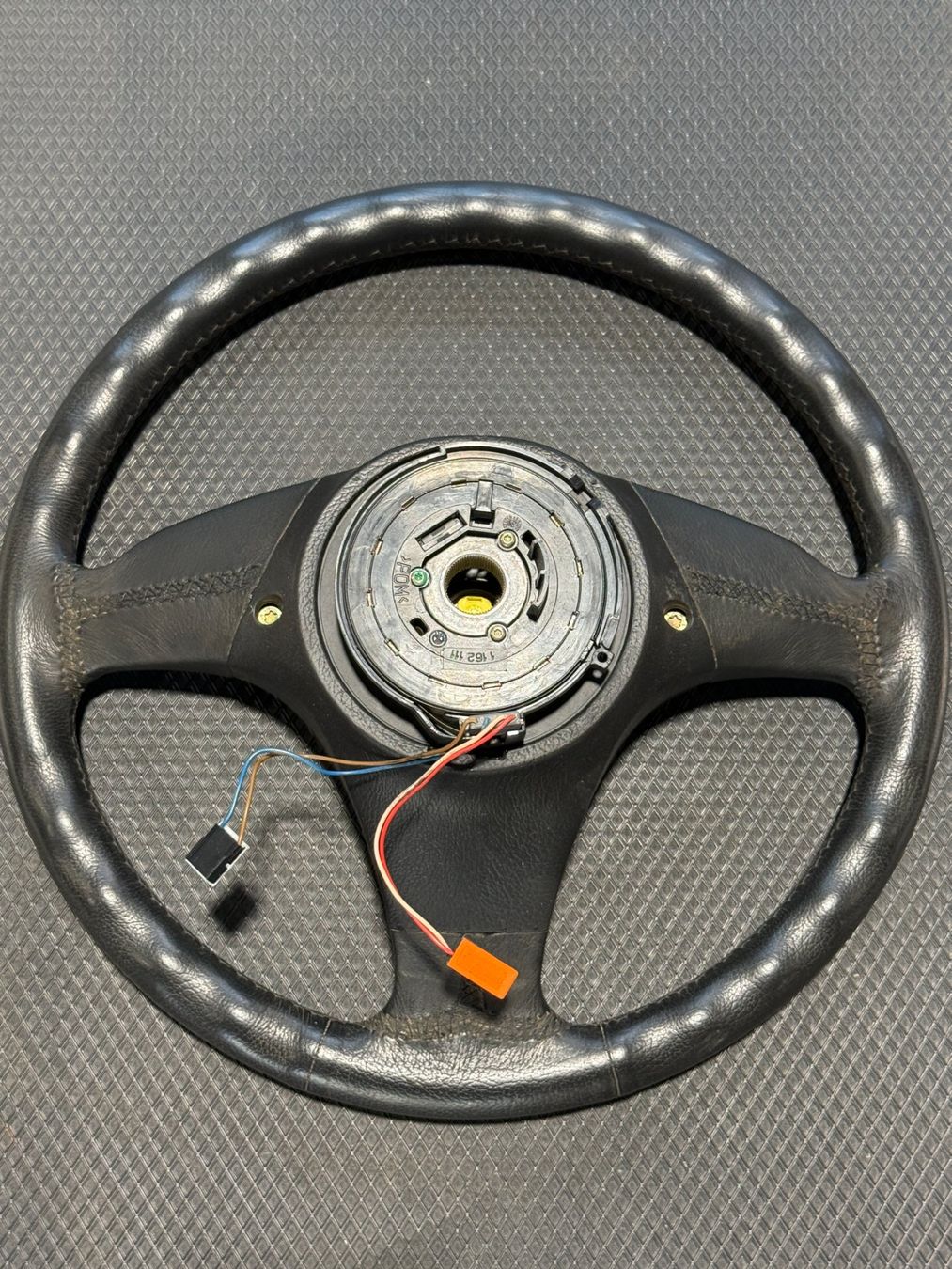 BMW Alle Autoersatzteile: Original BMW Lenkrad E36 – Gebraucht aus Neftenbach von ladu_ 3