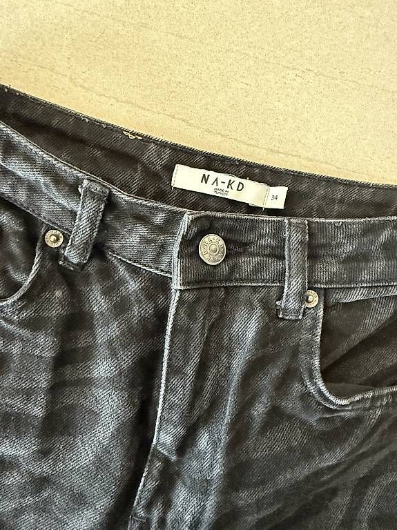 Jeans: Na-kd Jeans Zebra Print  – D'occasion à Zwingen par KatjaM 2