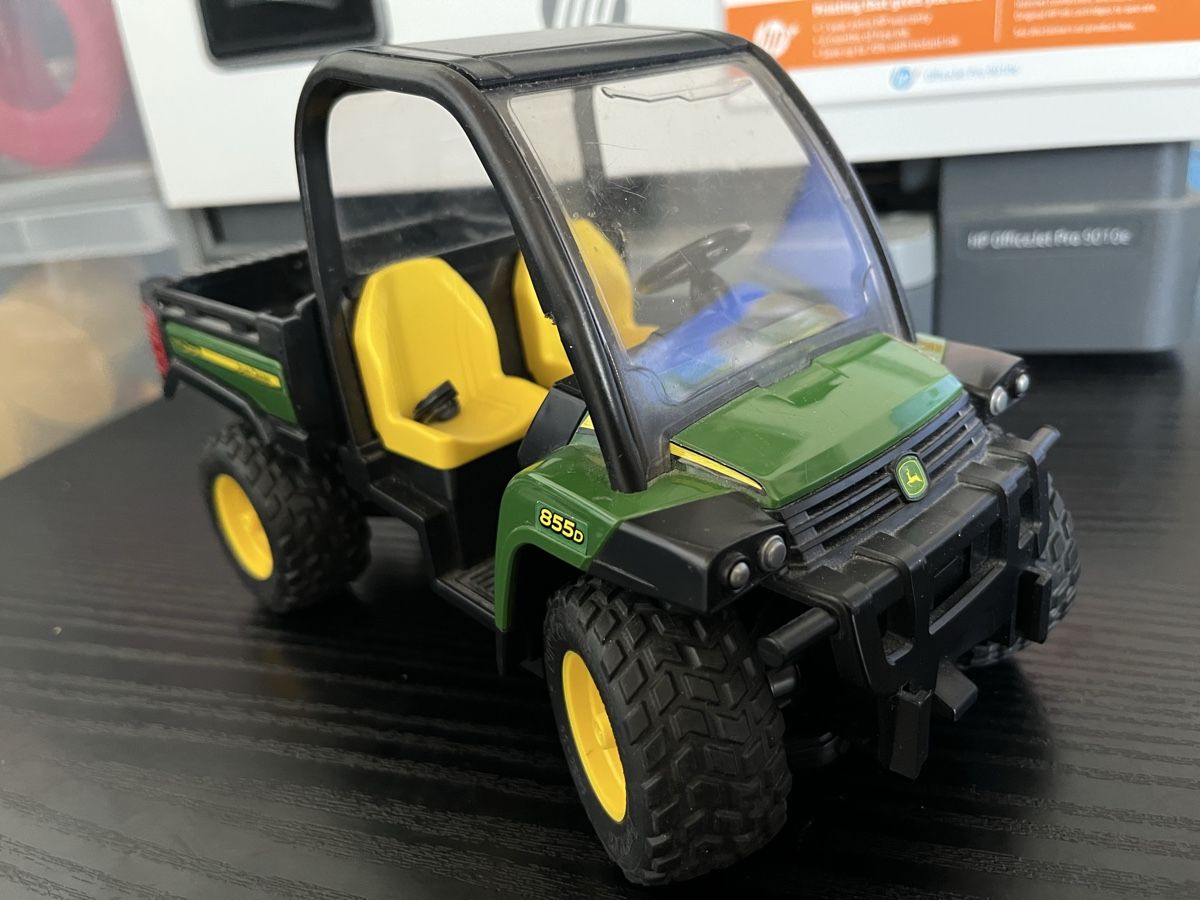 Bruder Jouets: Bruder Cator 855D John Deere – D'occasion à Rümlang par Papamoll4