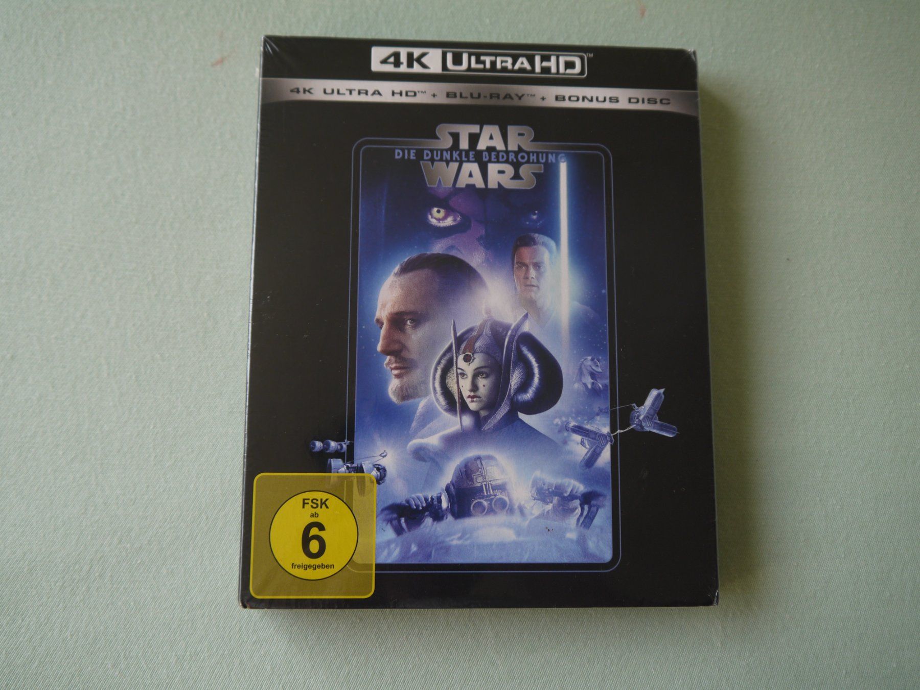 Tous les DVDs: STAR WARS - DIE DUNKLE BEDROHUNG 4K UHD+Blu Ray – Neuf avec emballage d'origine à Hagendorn par Blaf