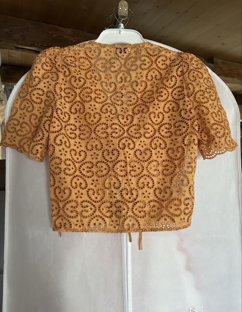 Sandro Blusen: Sandro Eyelet Blouse – Gebraucht aus St.Josefen von lop_lh8d 4