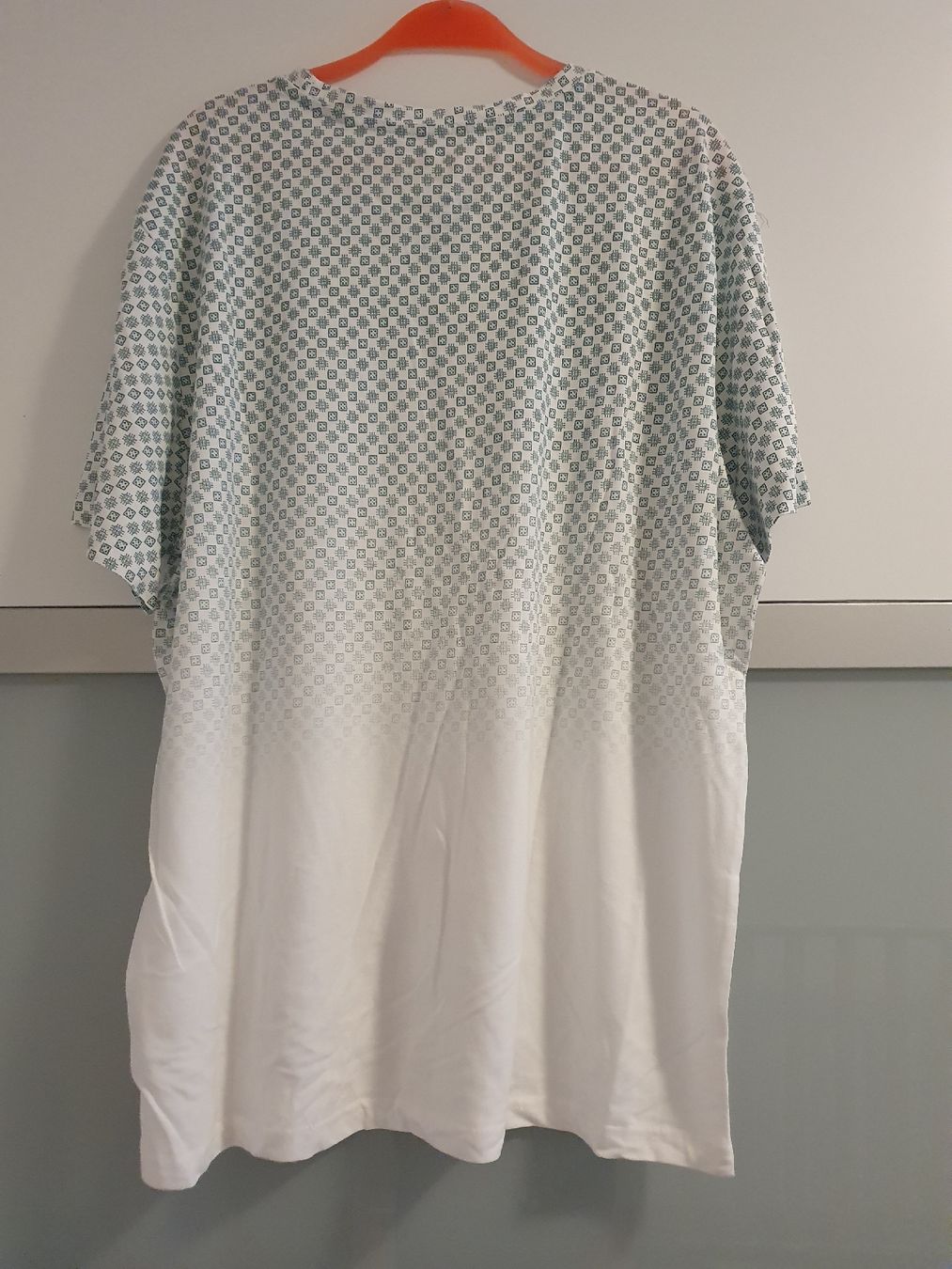 C&A T-shirt: neues T-Shirt von C&A – Nuovo e nell'imballaggio originale da St. Gallen venduto da 1811123 1