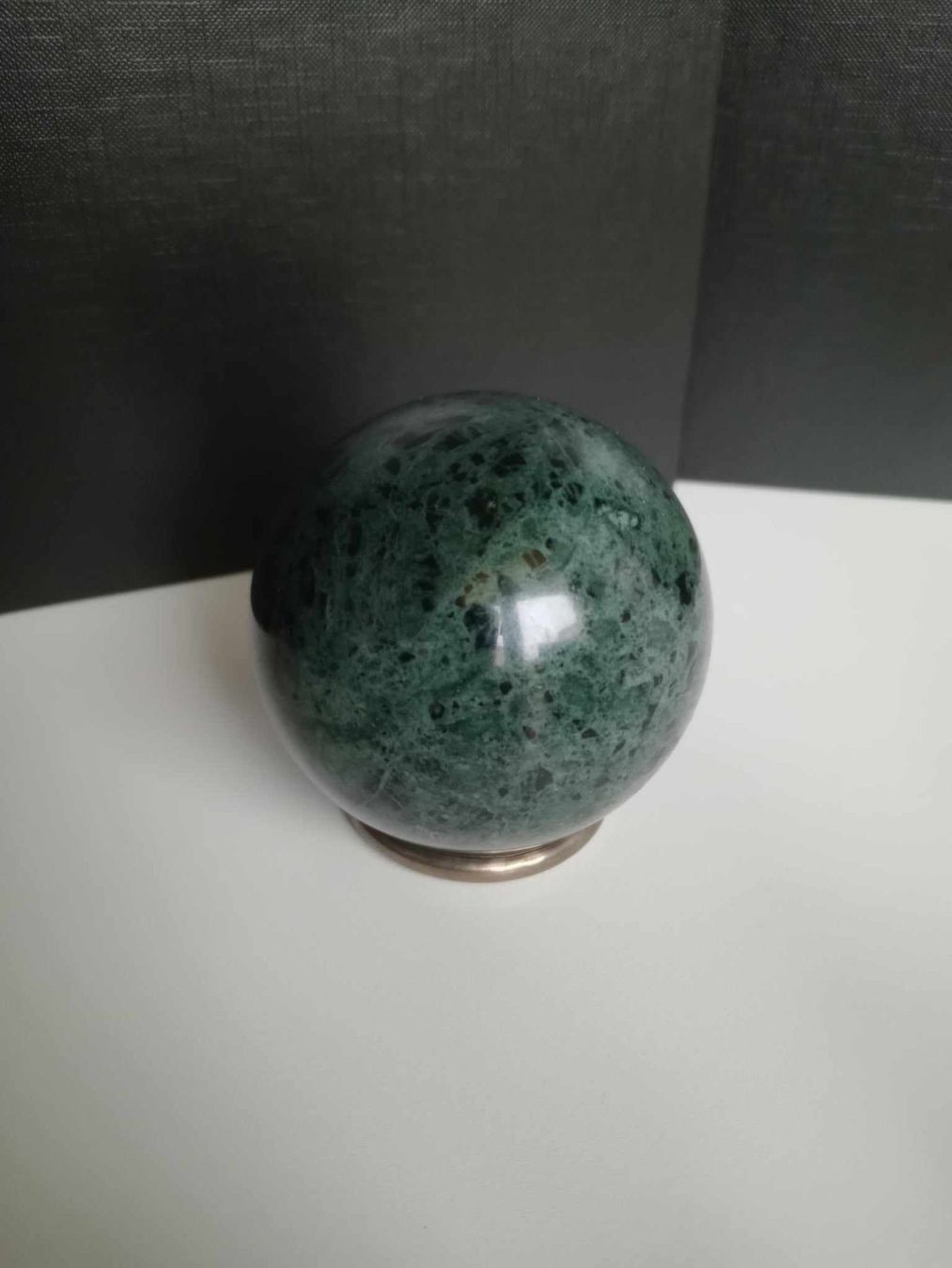 Pietre preziose: SPHÈRE / KUGEL - JASPE VERT  / Brésil - 600 gr – Usato da Le Locle venduto da PereiraHugo 4