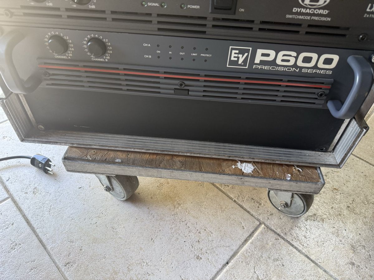 Electro-voice Amplificatori: Electro Voice PA 600 – Usato da Nebikon venduto da Electrovoice10 1