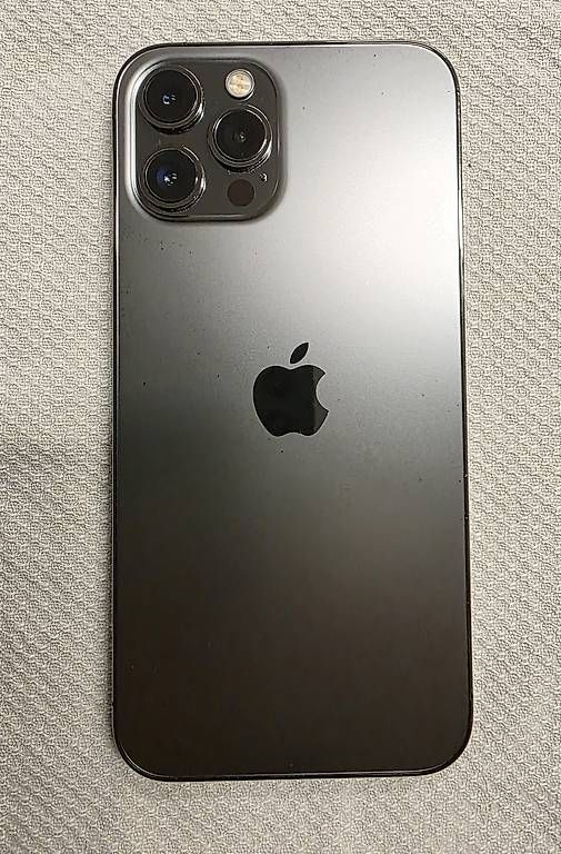 Handys / Smartphones: iPhone 12 Pro Max Graphit  Top Zustand & gepflegt – Gebraucht aus Richenthal von RahelHe 4