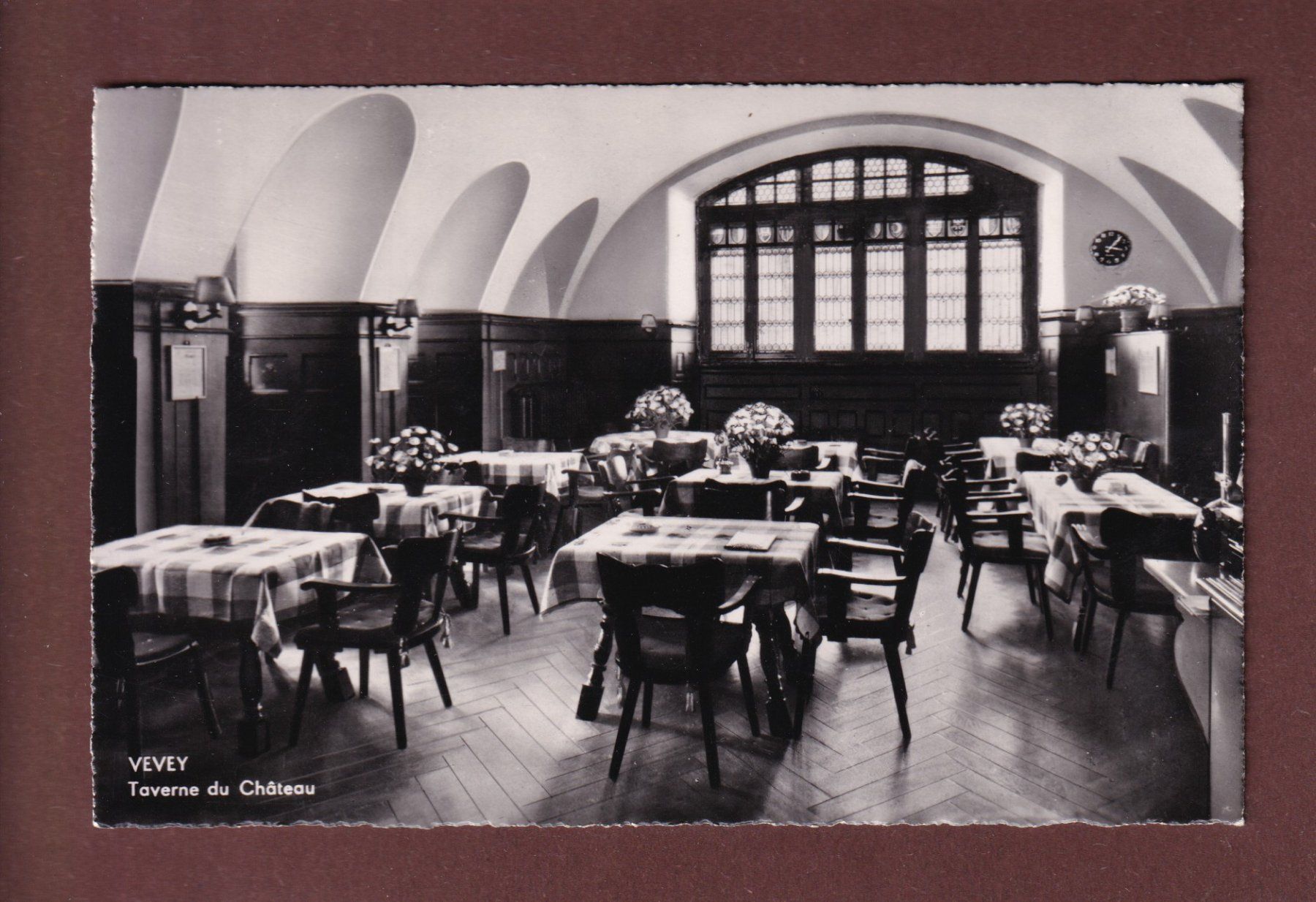 Cartoline postali: VEVEY - Taverne du Château – Usato da Pully venduto da nicecards-shop