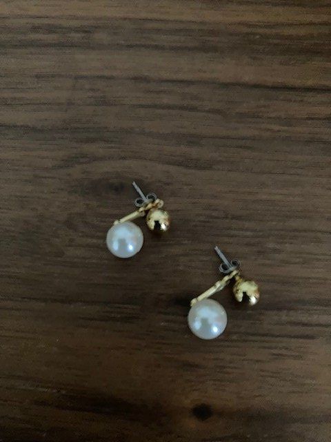 Ohrringe & -stecker: Ohrringe vergoldet mit Perle – Neu (gemäss Beschreibung) aus Malters von Boxer18