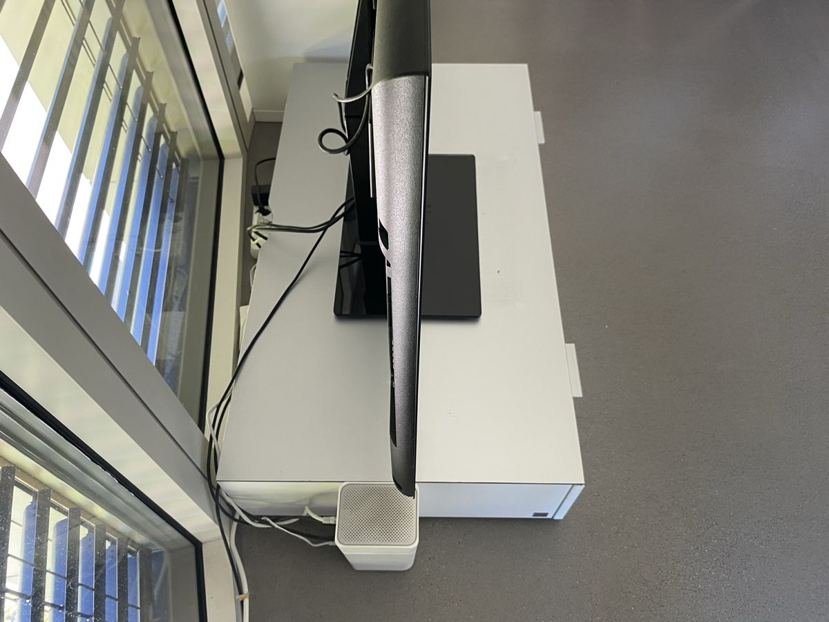 Mobili TV: Lowboard TV Möbel weiss grau gebraucht – Usato da Luzern venduto da TTMaster 2