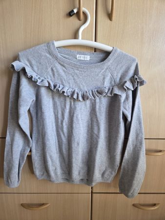 H&M Pullover grau mit Rüschen Grösse 158/164 gebraucht