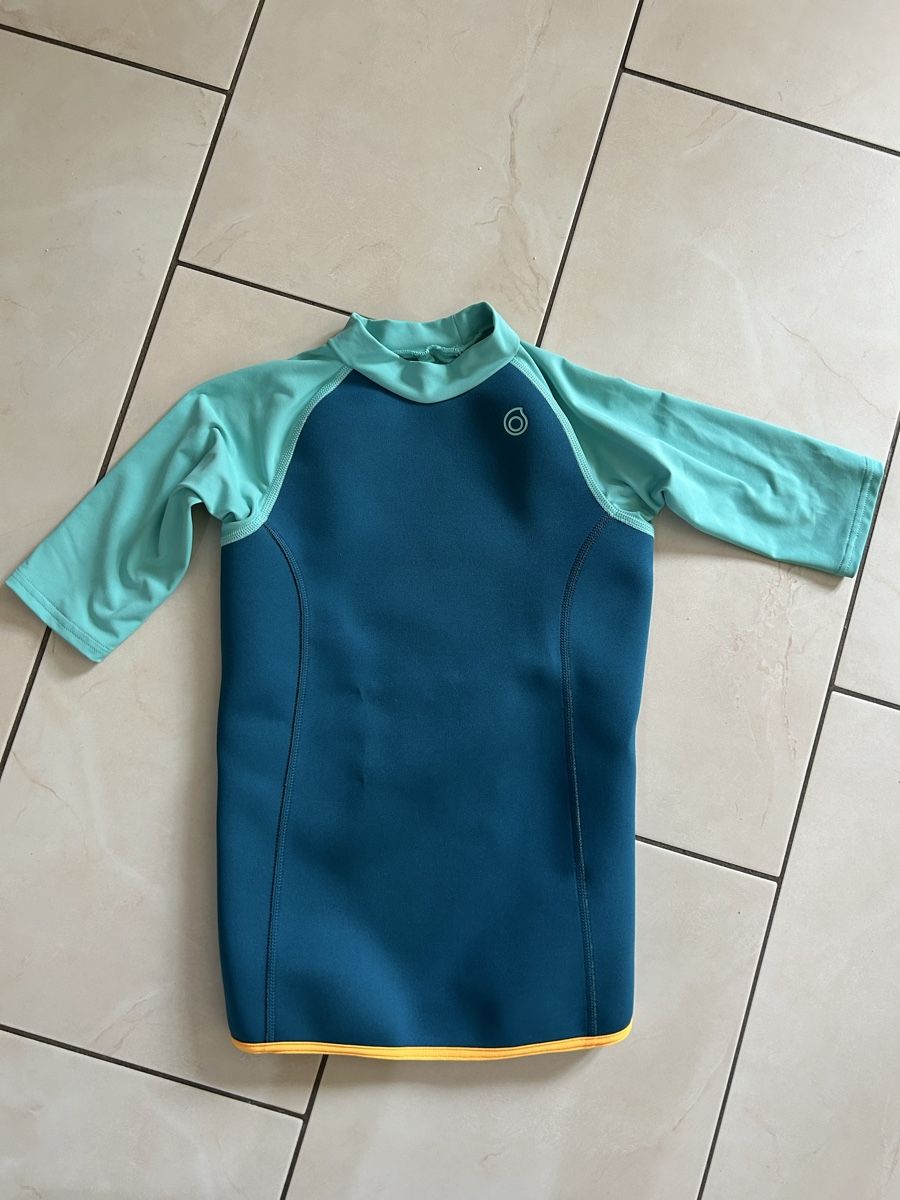 Piscine: Combinaison neoprene enfant, 152-158 – Nuovo (secondo la descrizione) da Orsières venduto da Maevalais