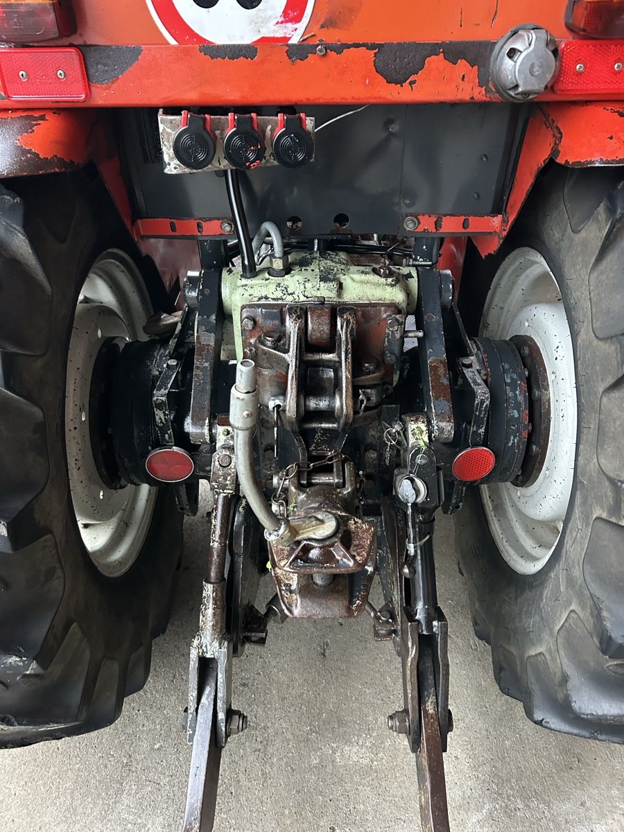 Steyr Traktoren: Steyr 8055 A Traktor Schmalspur – Gebraucht aus Kradolf von kiwigarten1 2
