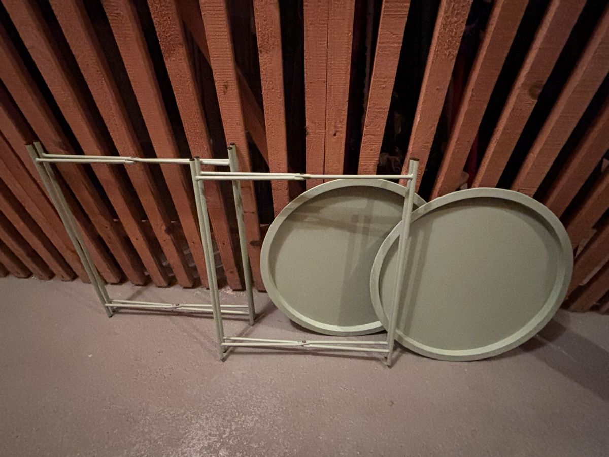Tavoli: 2x Tables métal vert clair neuves – Nuovo e nell'imballaggio originale da Neuchâtel venduto da mar_6wvv 1