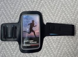 Universal sports armband
