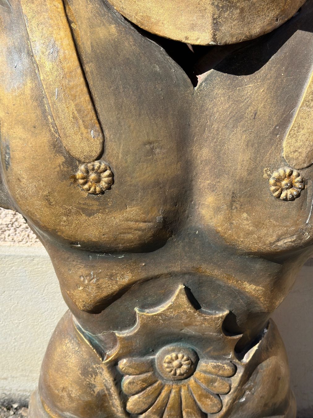 Tutte le decorazioni: Römische Kriegsfigur goldfarben – Usato da Wetzikon ZH venduto da StattWERK 1