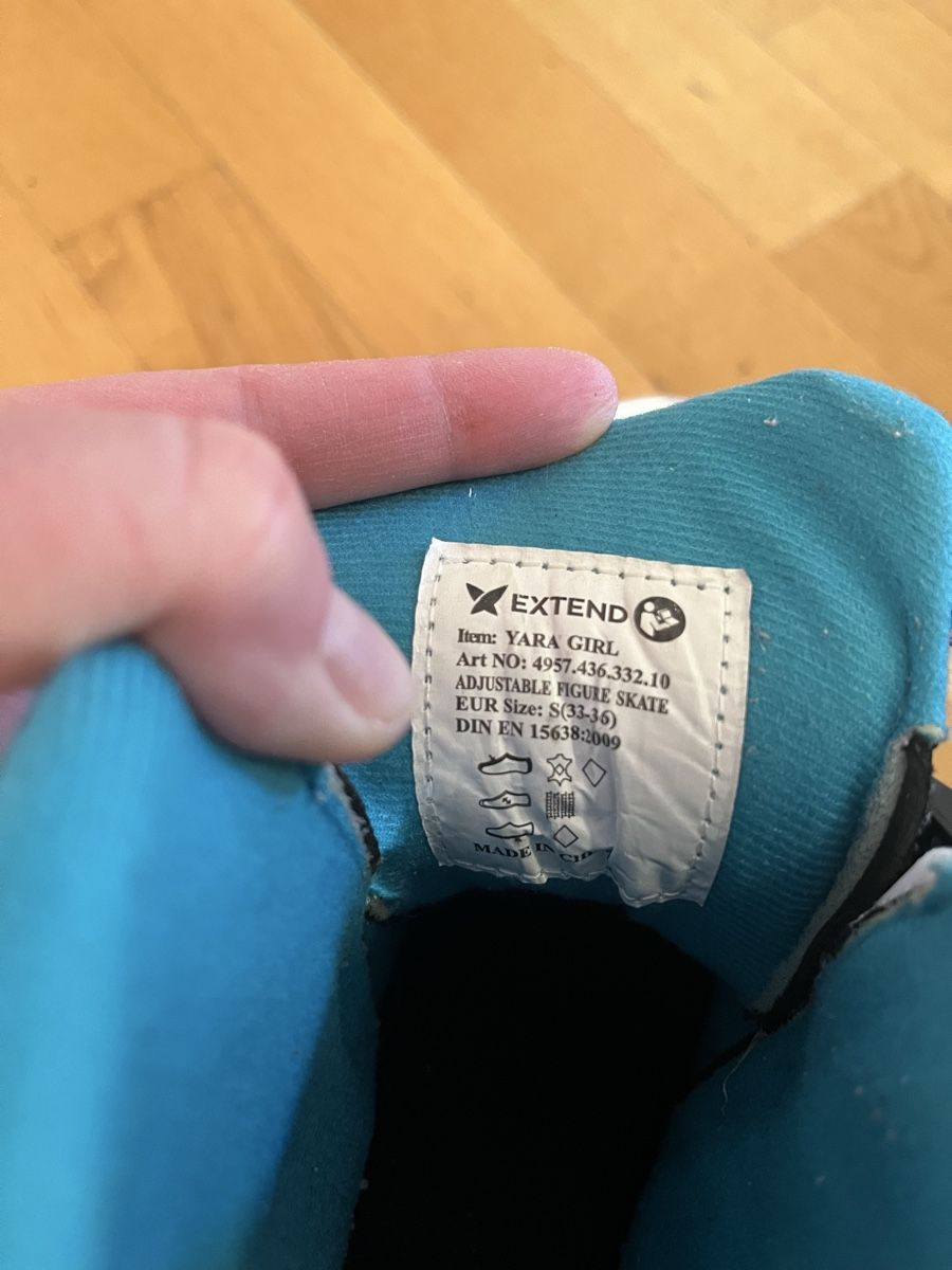 Pattini da ghiaccio: Schlittschuhe Gr. 33-36 – Usato da Chur venduto da cardem86 4