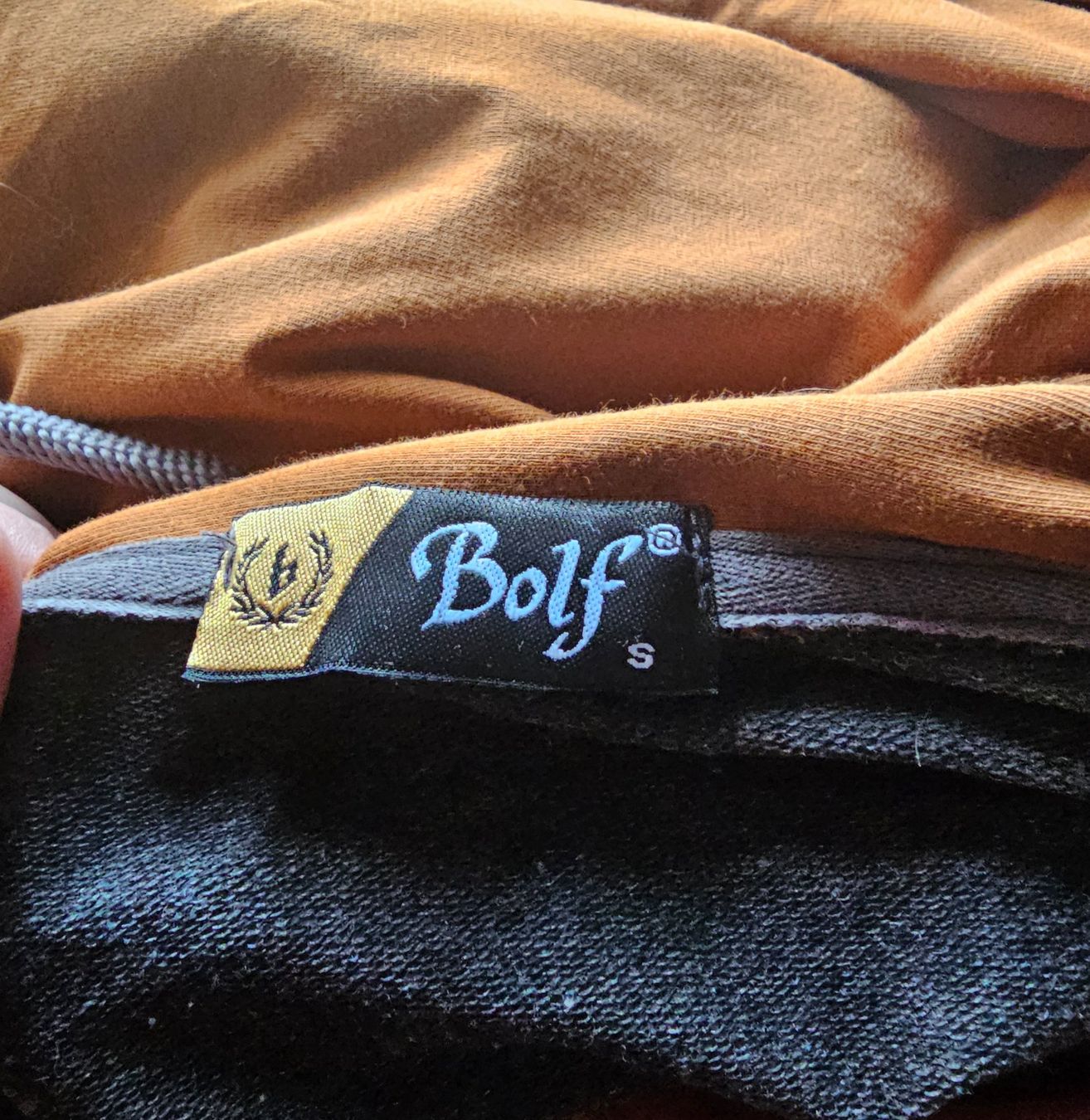 Maglioni & Felpe: cooler Pulli mit grossem Kragen Gr. S UNISEX – Usato da Füllinsdorf venduto da Sunnebliemli7 4